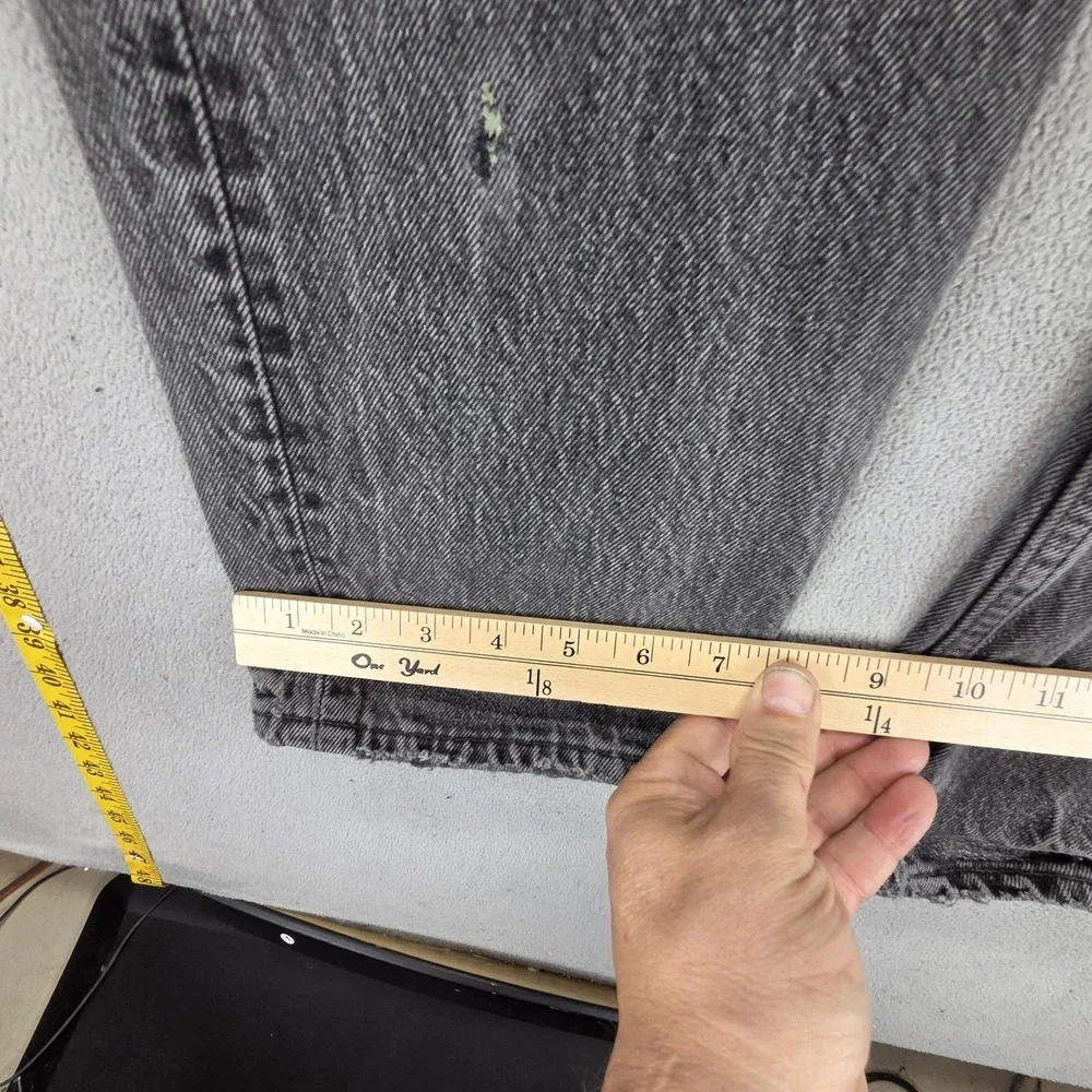 Vintage Levis 501‎ Jeans Mens Black Charcoal Wash Button Fly Made USA Fits 26x30